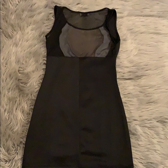 Woman dress - Picture 4 of 4